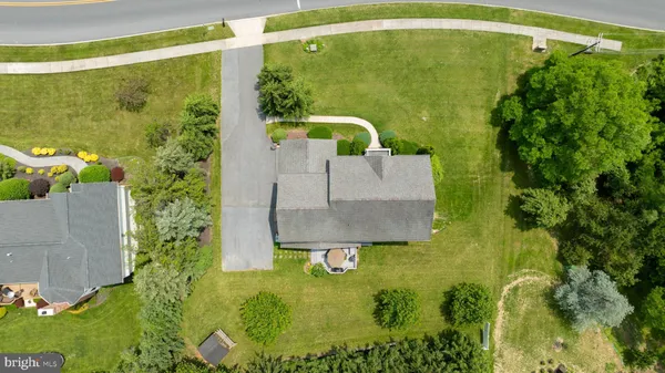 $899,900 | 3620 Golfview Drive, Mechanicsburg, PA 17050