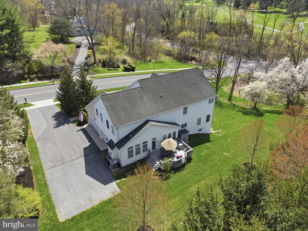 $899,900 | 3620 Golfview Drive, Mechanicsburg, PA 17050