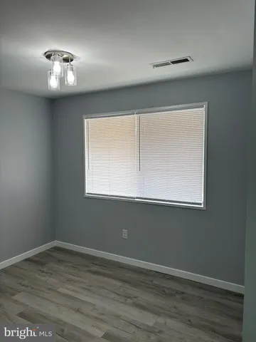 $1,800 | 5464 85th Avenue, Unit 201, Hyattsville, MD 20784