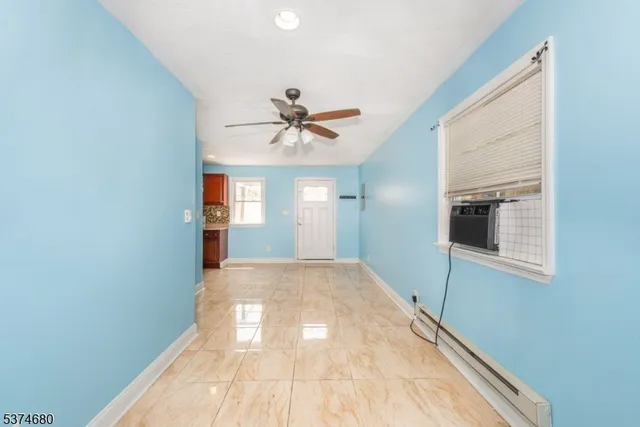 $1,900 | 503 12th Avenue, Unit 3, Paterson, NJ 07514