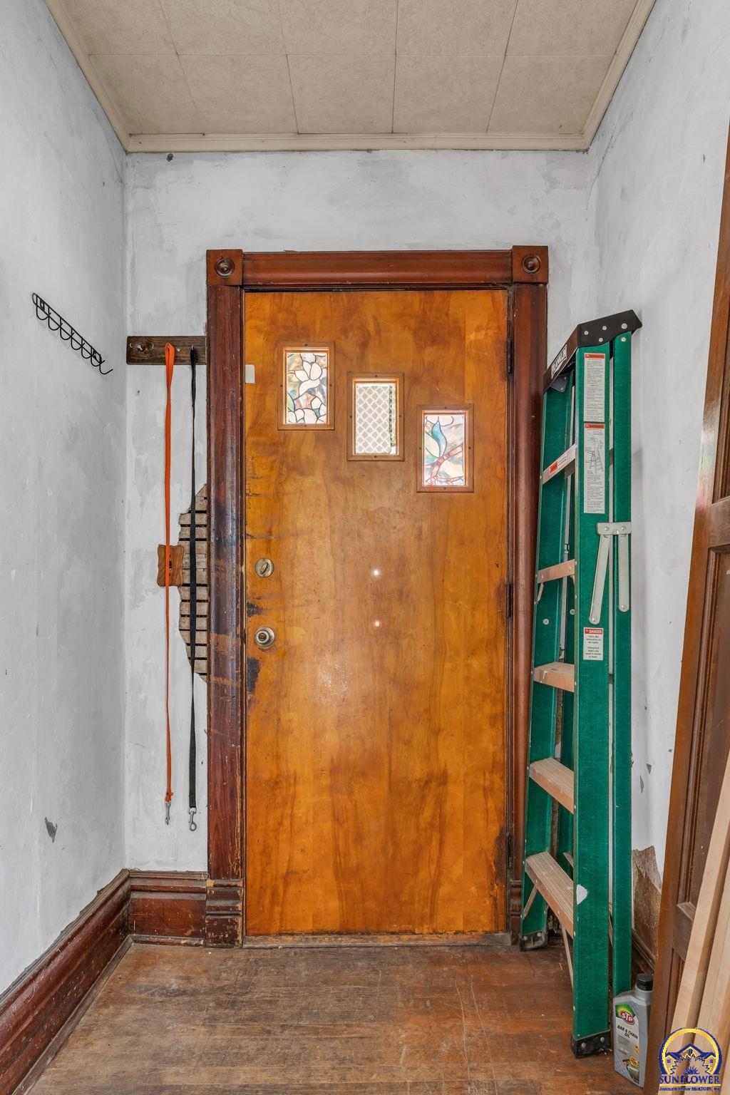 1215 Southwest 5th Street Topeka, KS 66606 - Photo 7 of 16