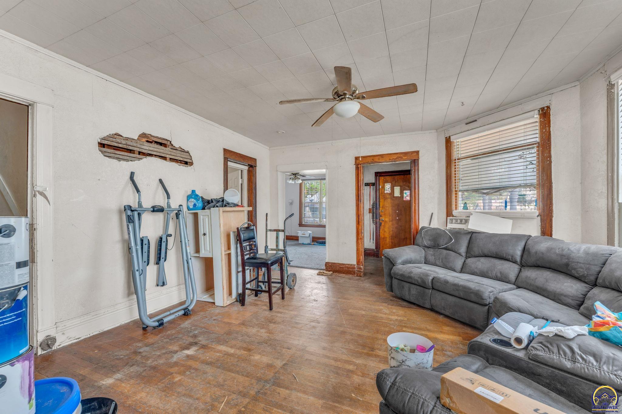 1215 Southwest 5th Street Topeka, KS 66606 - Photo 8 of 16