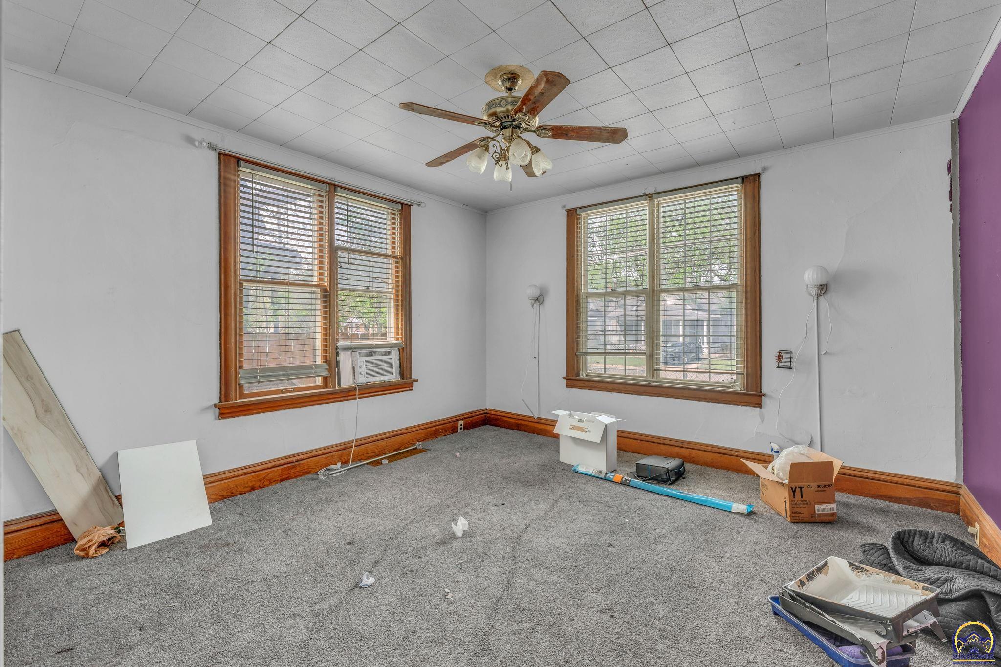 1215 Southwest 5th Street Topeka, KS 66606 - Photo 10 of 16