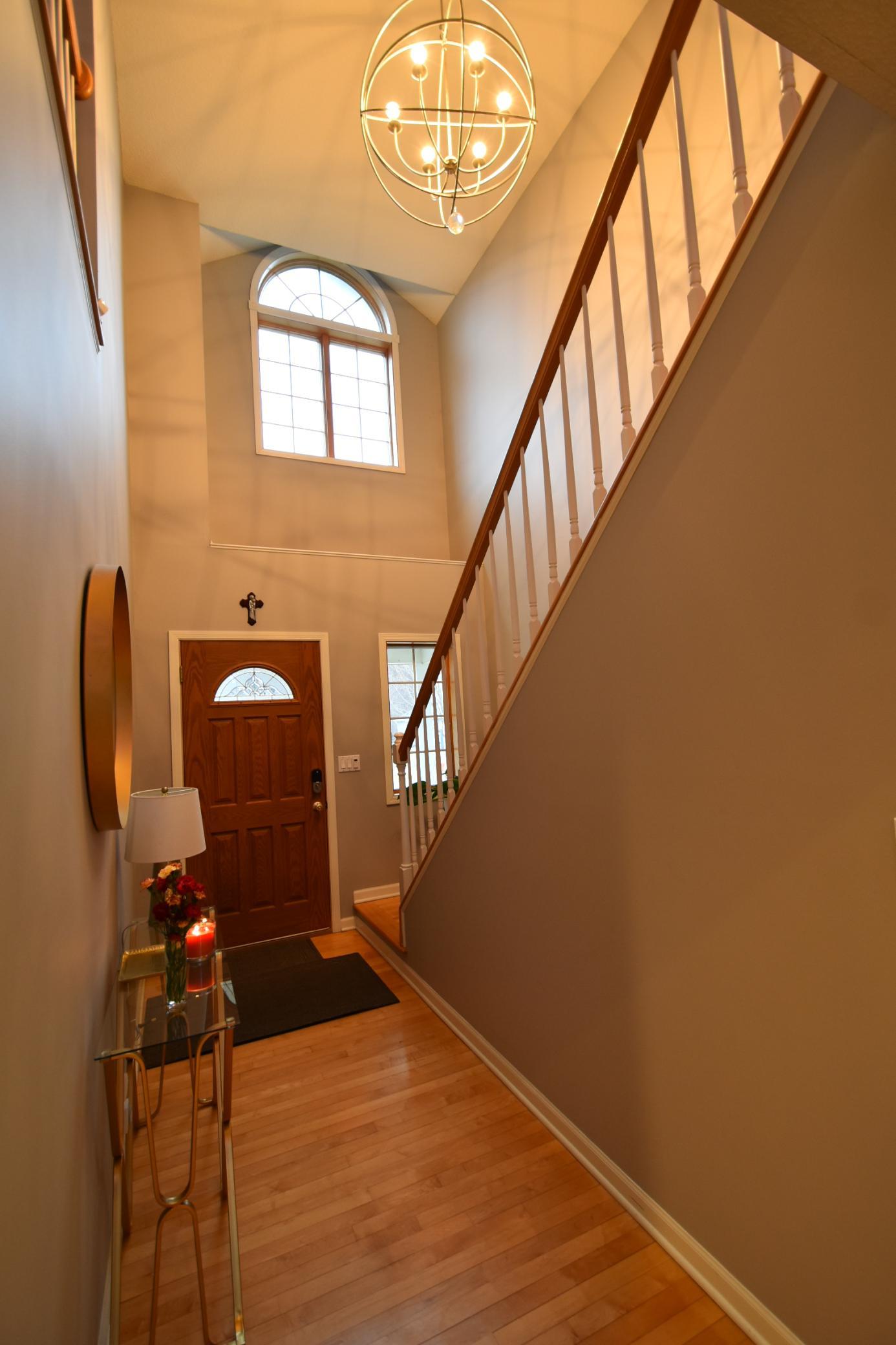 2014 Fox Valley Drive Southwest Rochester, MN 55902 - Photo 2 of 42