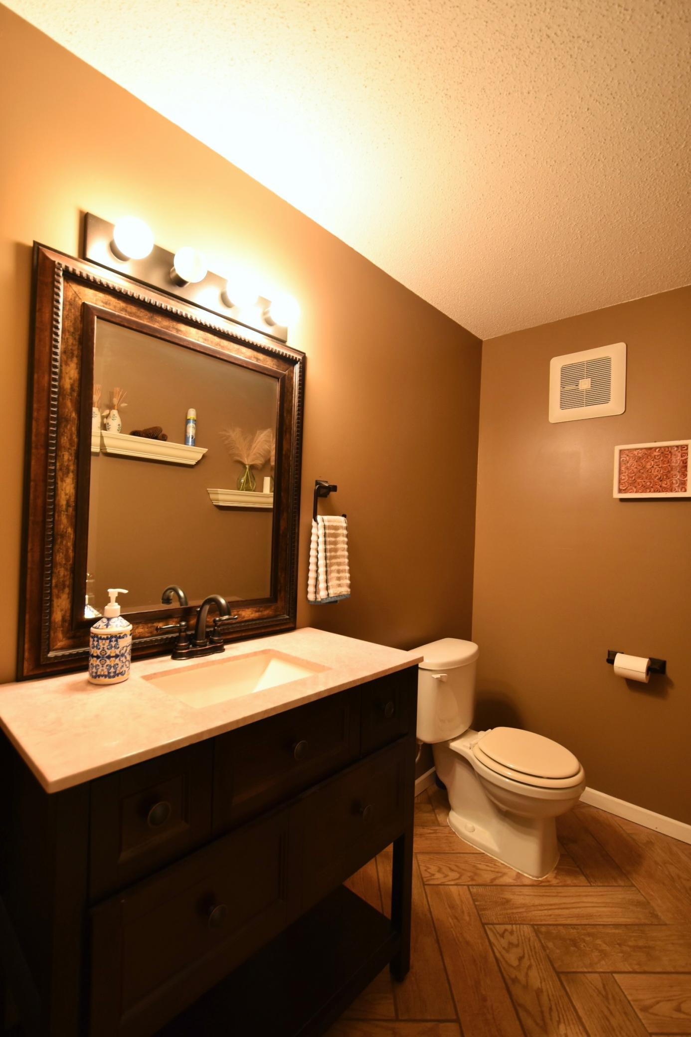 2014 Fox Valley Drive Southwest Rochester, MN 55902 - Photo 24 of 42