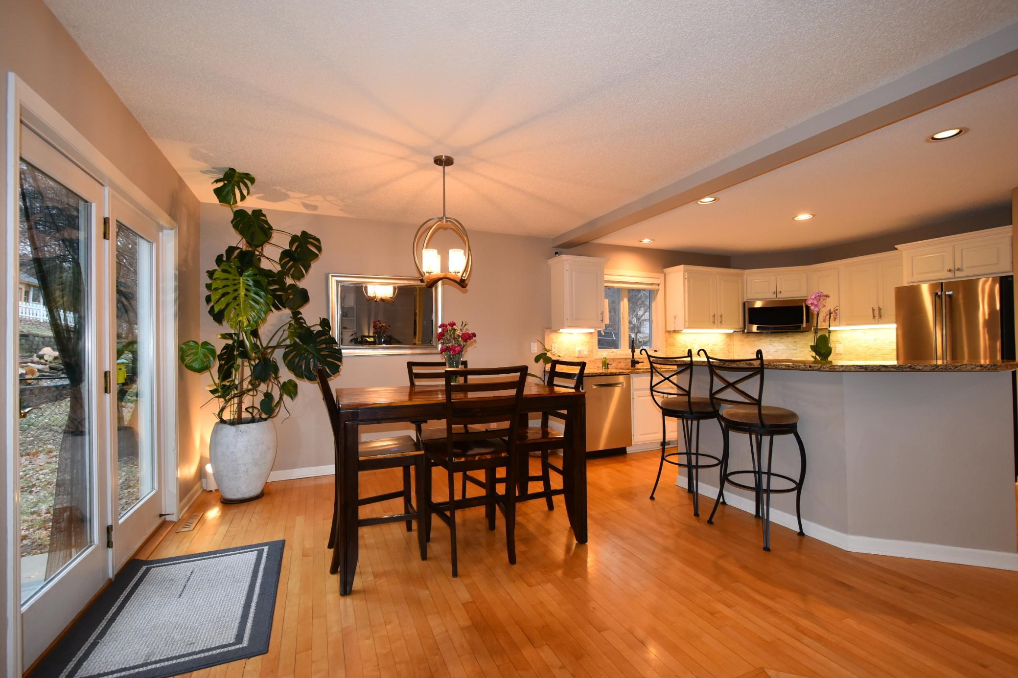 2014 Fox Valley Drive Southwest Rochester, MN 55902 - Photo 5 of 42