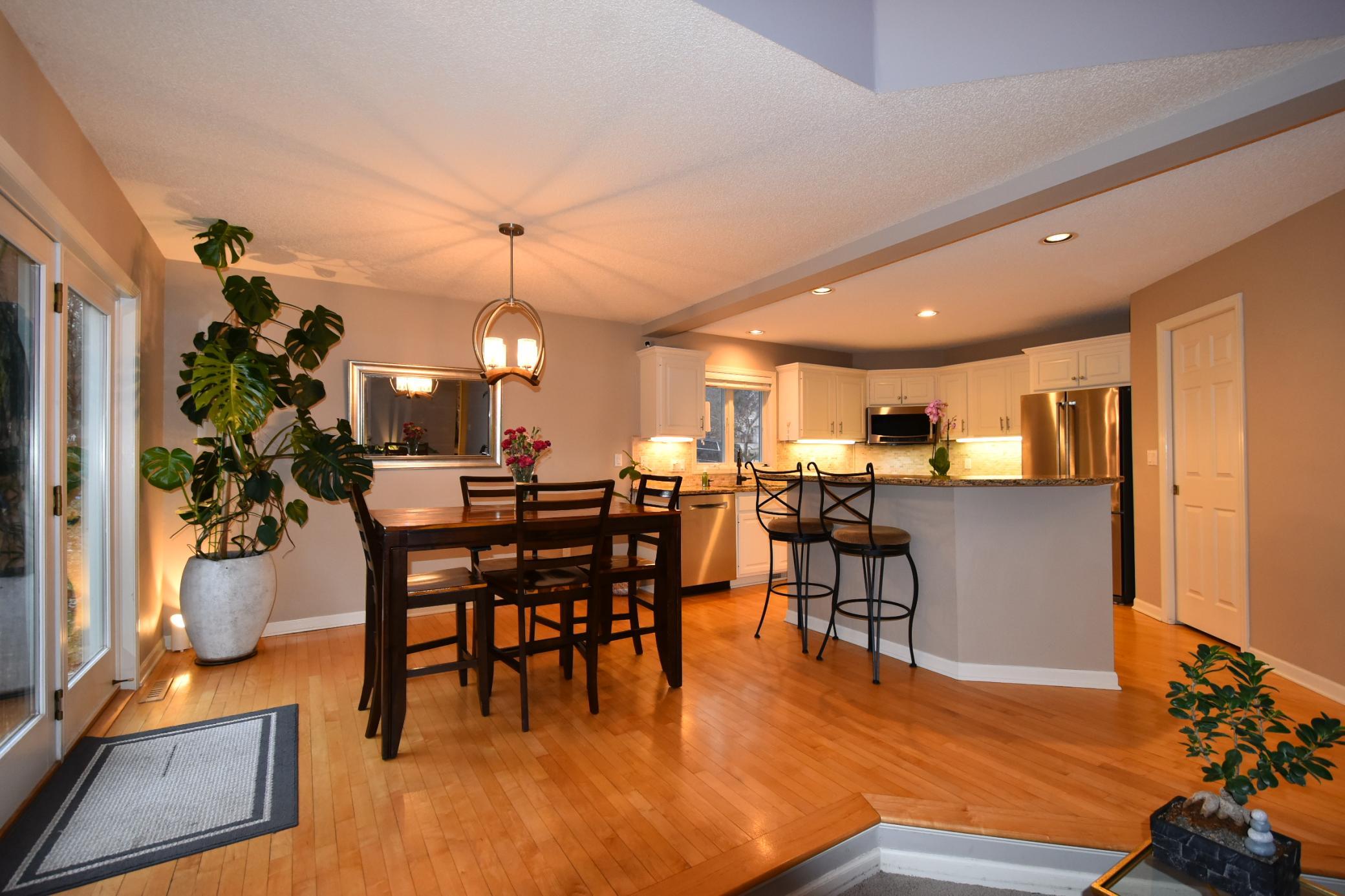 2014 Fox Valley Drive Southwest Rochester, MN 55902 - Photo 6 of 42