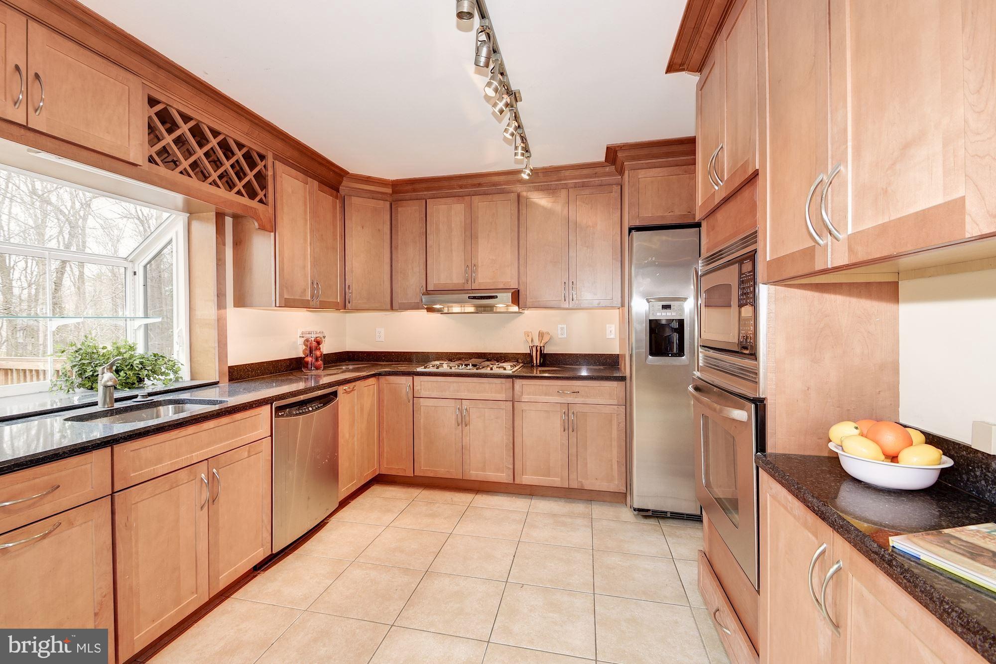 10967 Swansfield Road Columbia, MD 21044 - Photo 9 of 41 Gallery Image 9