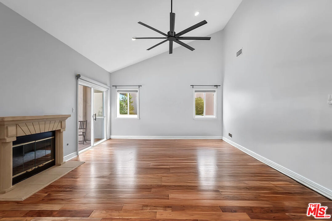 4724 Noble Avenue Sherman Oaks, CA 91403 - Photo 28 of 35