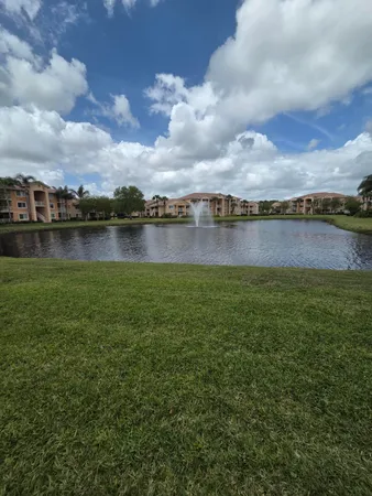 $179,900 | 191 Southwest Palm Drive, Unit 108, Port St. Lucie, FL 34986
