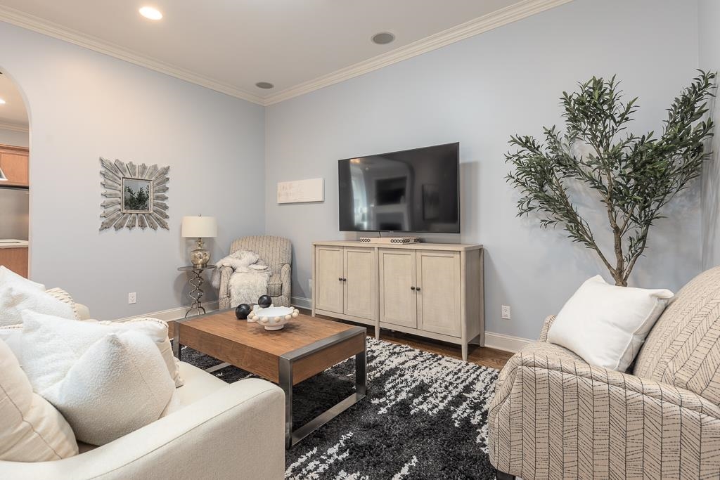 520 Rienzi Drive Memphis, TN 38103 - Photo 8 of 36
