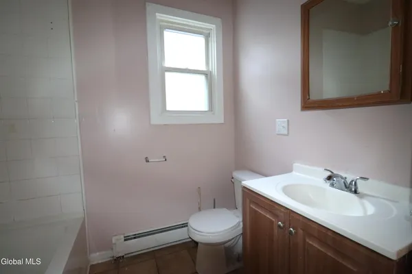 $1,700 | 29 Morris Street, Albany, NY 12208