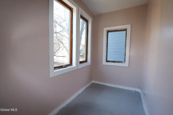 $1,600 | 29 Morris Street, Albany, NY 12208