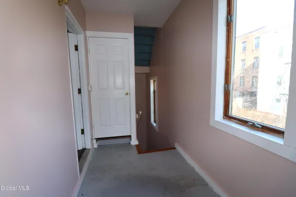 $1,700 | 29 Morris Street, Albany, NY 12208