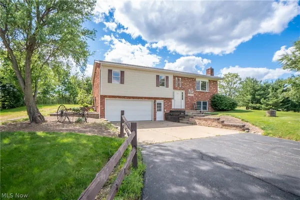 $209,900 | 3535 17th Street Southwest, Massillon, OH 44647