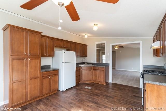 5825 East Priddy Road Pekin, IN 47165 - Photo 6 of 23 Gallery Image 6
