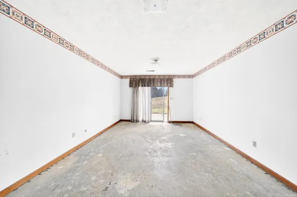 $880,000 | 4551 East 200 North, Anderson, IN 46012