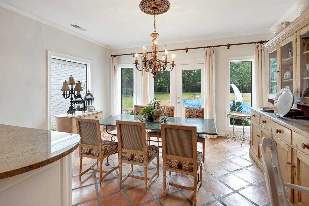 331 Sweetbrier Road Memphis, TN 38120 - Photo 11 of 25 Gallery Image 11