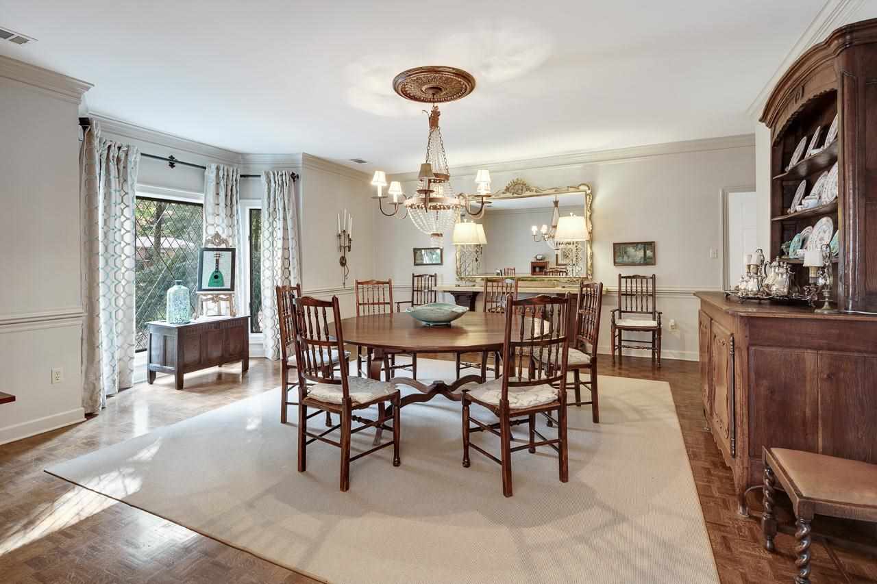 331 Sweetbrier Road Memphis, TN 38120 - Photo 5 of 25 Gallery Image 5