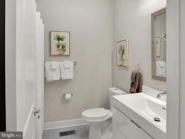 $545,000 | 118 West All Saints Street, Frederick, MD 21701