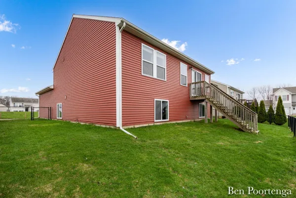 $300,000 | 11611 Kodiak Court Southeast, Alto, MI 49302