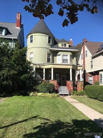 $639,900 | 340 Elmwood Avenue, Buffalo, NY 14222