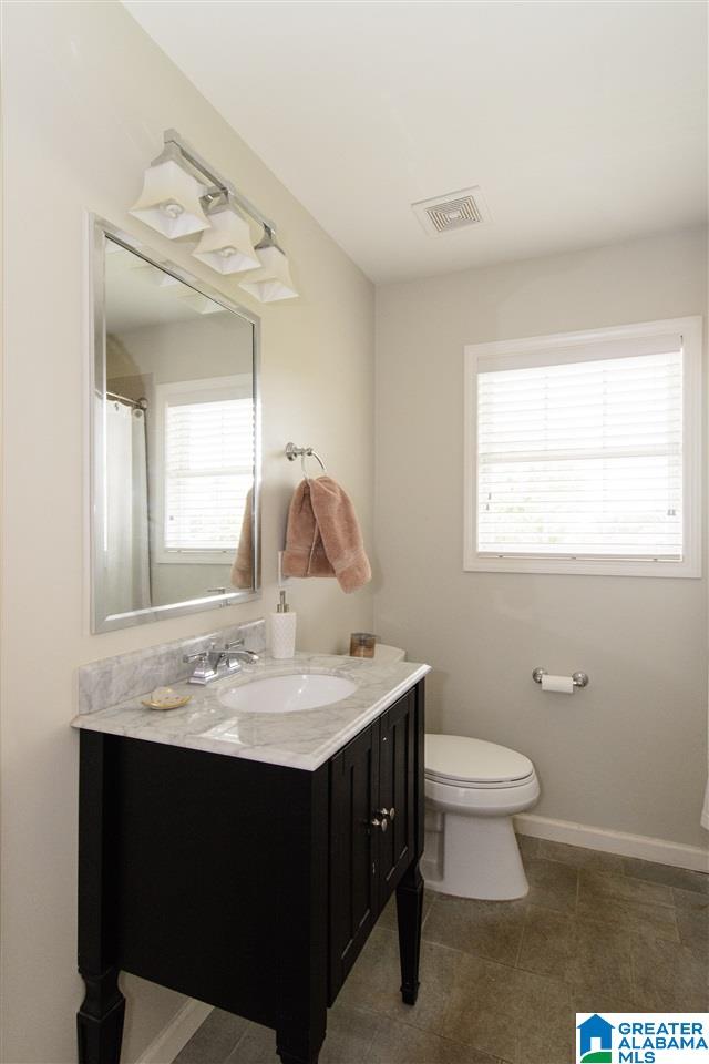 4301 Dolly Ridge Lane Birmingham, AL 35243 - Photo 18 of 33