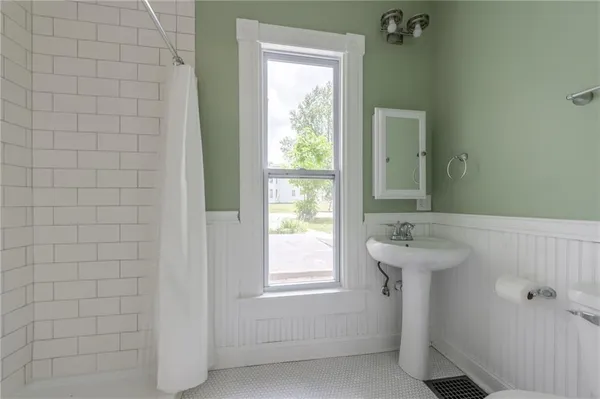 $229,500 | 721 West 4th Street, Cameron, MO 64429