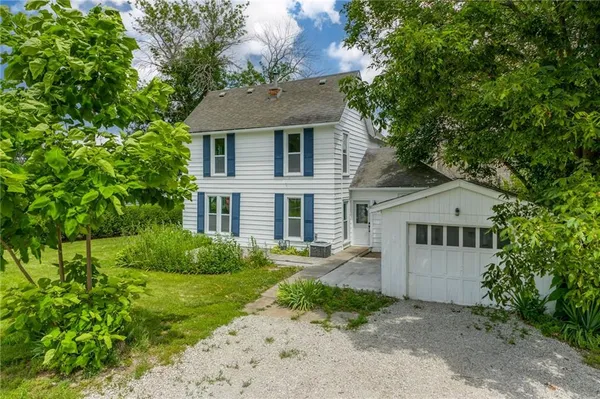 $229,500 | 721 West 4th Street, Cameron, MO 64429