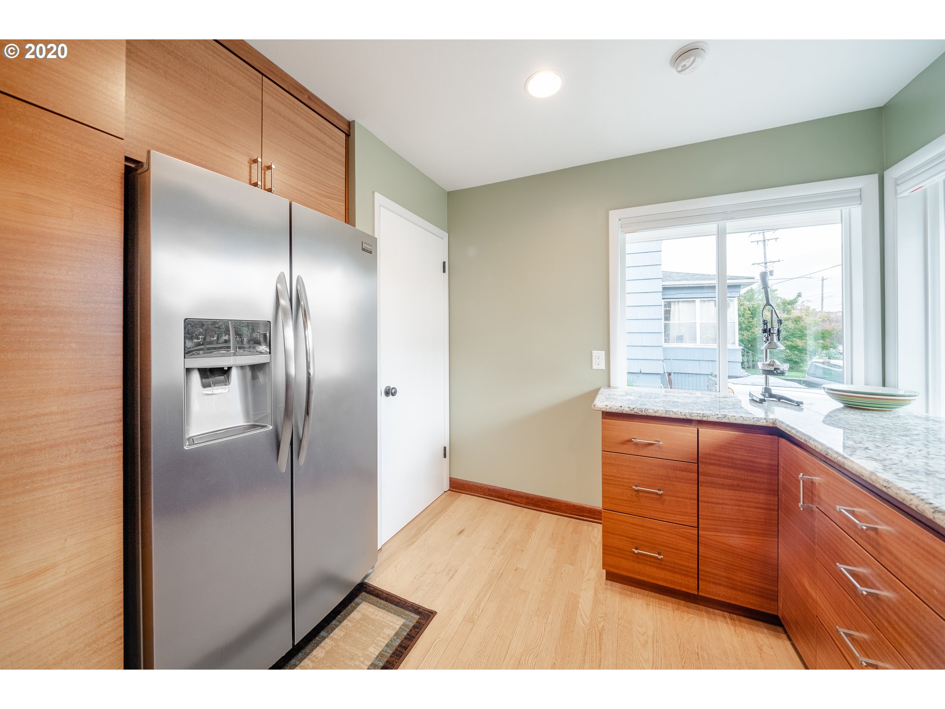 2051 North Rosa Parks Way Portland, OR 97217 - Photo 12 of 32 Gallery Image 12