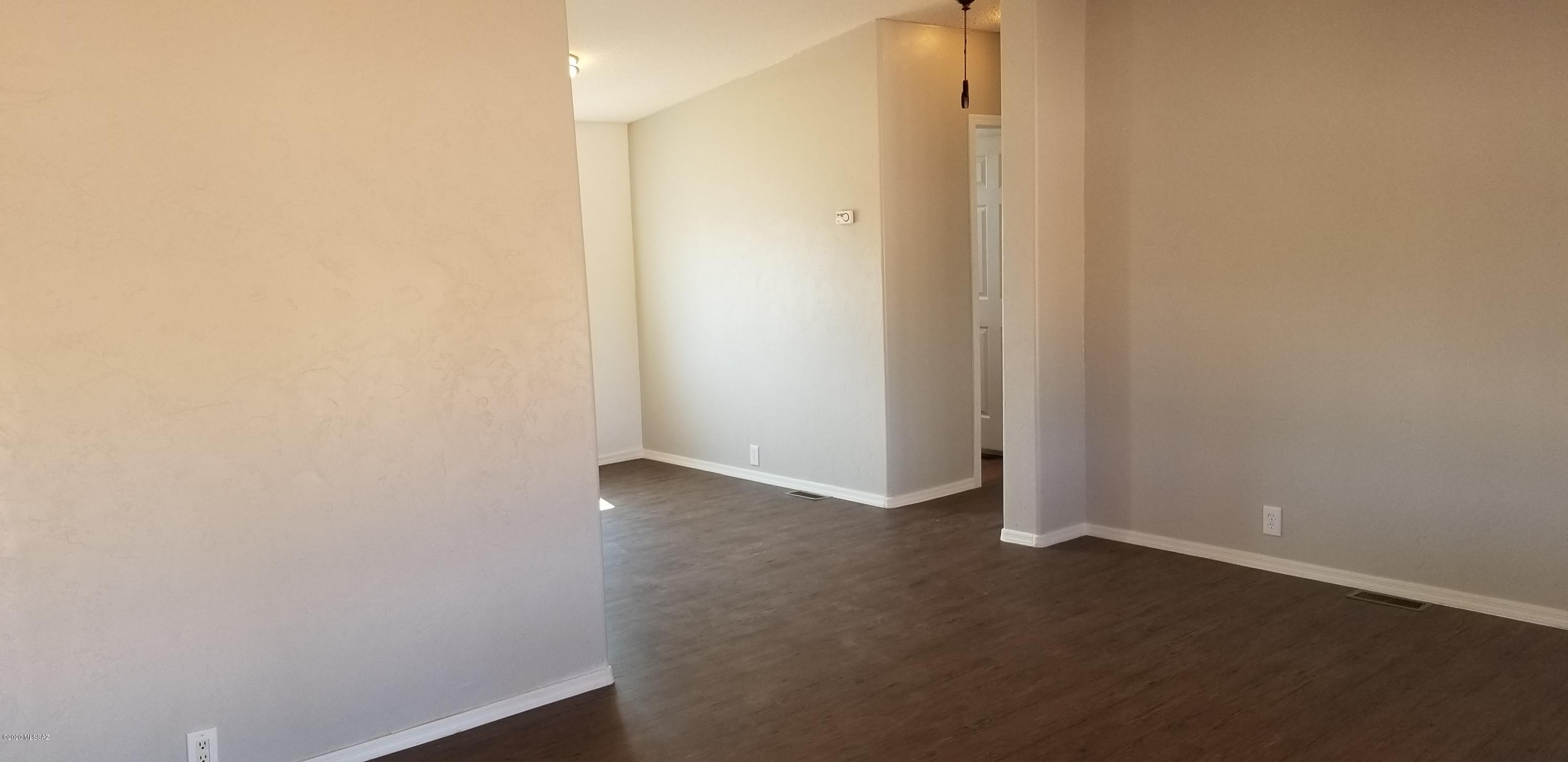 8271 South Marstellar Road Tucson, AZ 85736 - Photo 3 of 20 Gallery Image 3