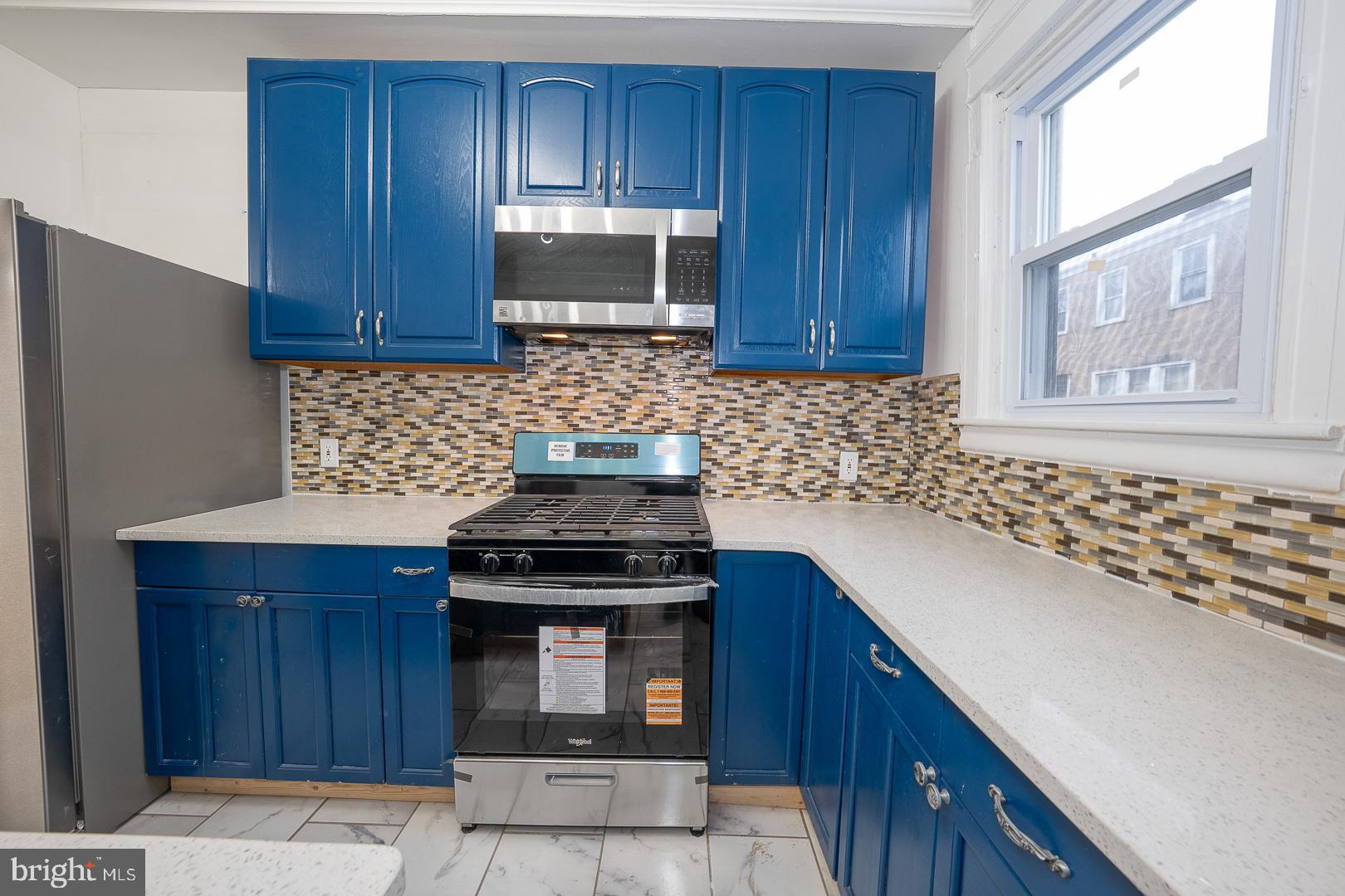 212 Copley Road Upper Darby, PA 19082 - Photo 19 of 69