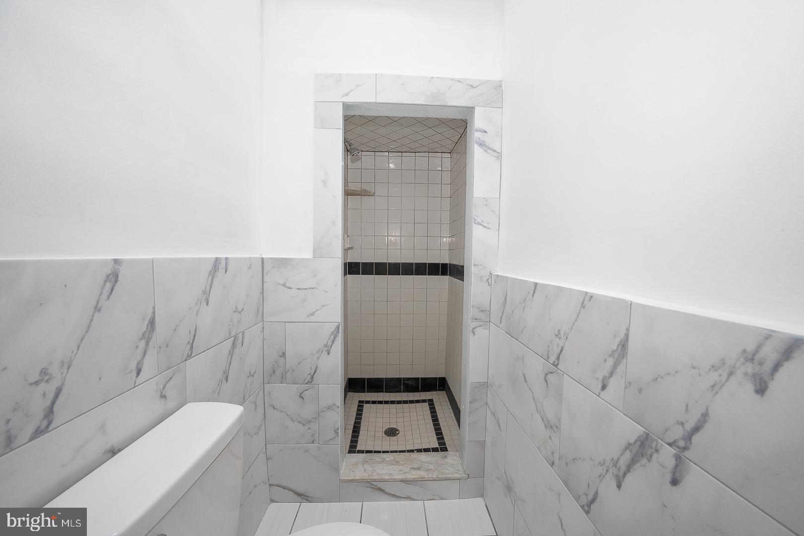 212 Copley Road Upper Darby, PA 19082 - Photo 32 of 69