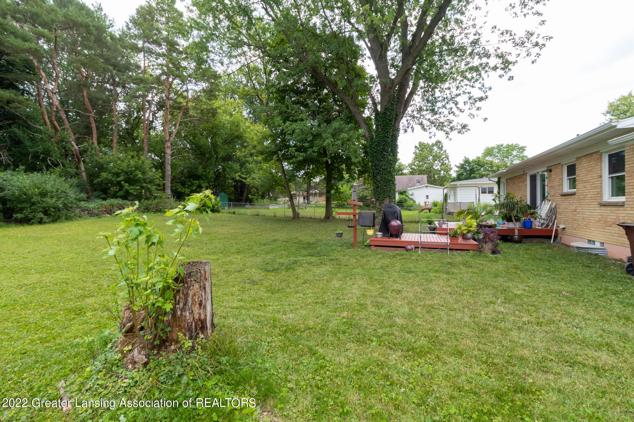 5594 Hallendale Road Haslett, MI 48840 - Photo 27 of 43 5594_Hallendale_BROCK-4