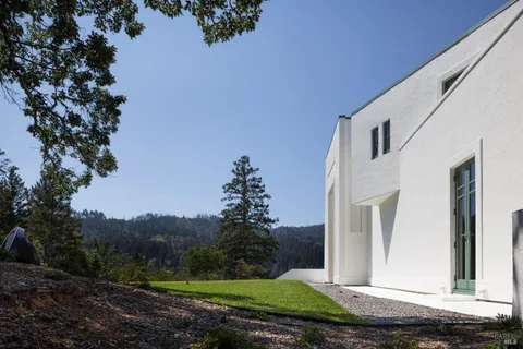 $14,900,000 | 3000 Mt Veeder Road, Napa, CA 94558