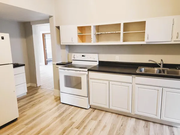 $245,000 | 221 East 8th Street, Winona, MN 55987