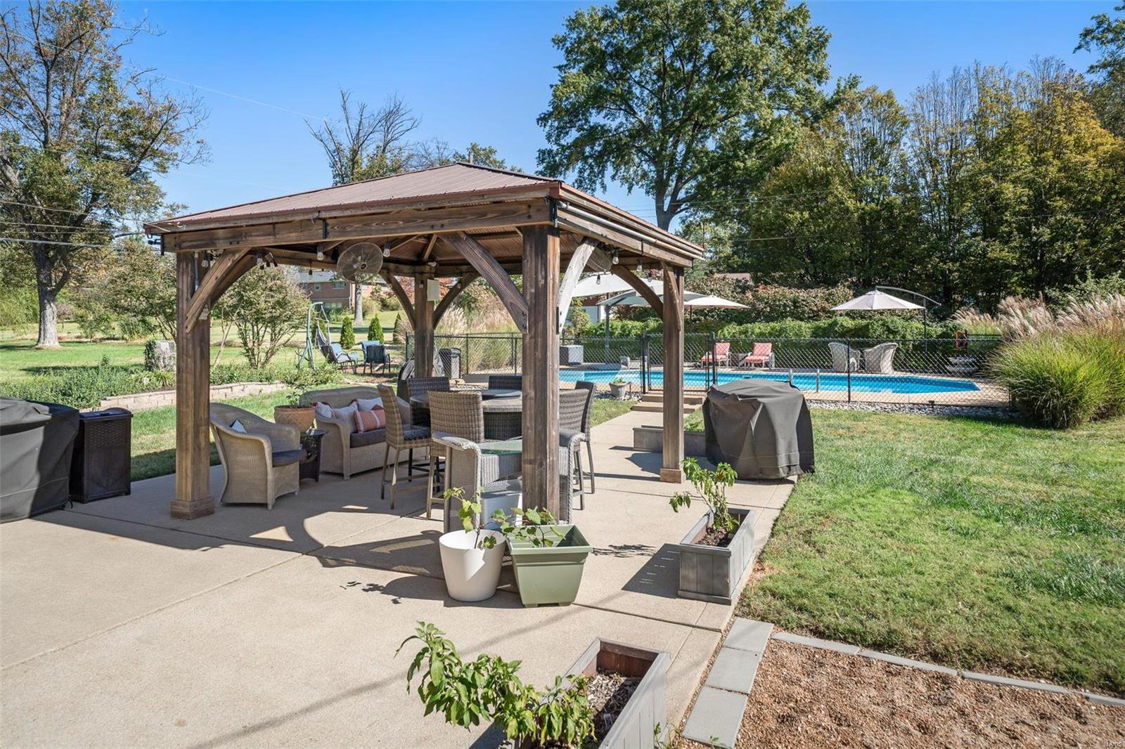 9866 Sappington Road St. Louis, MO 63128 - Photo 30 of 41