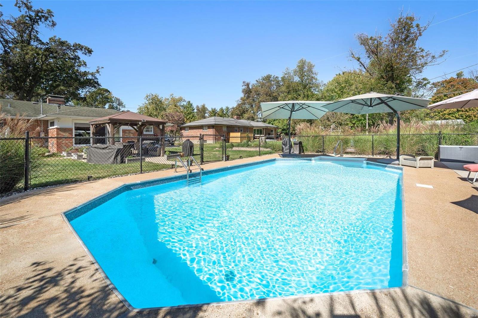 9866 Sappington Road St. Louis, MO 63128 - Photo 33 of 41