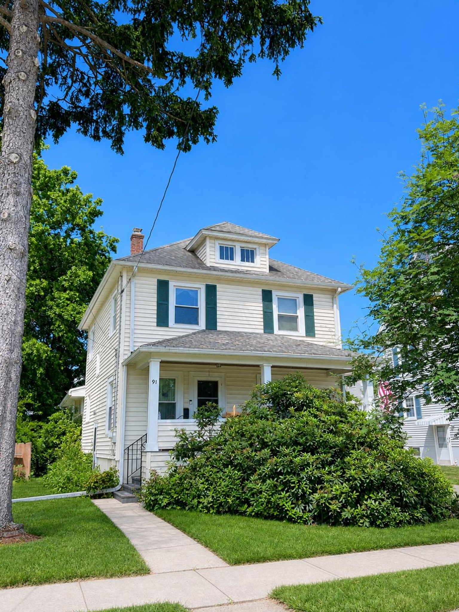 91 Crestmont Road Binghamton, NY 13905 - Photo 1 of 18