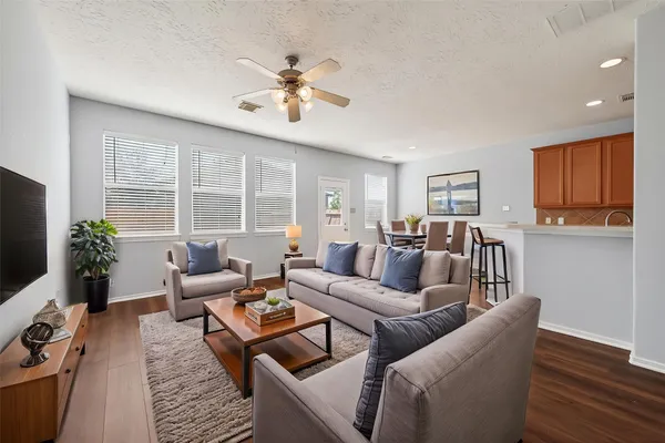 $2,300 | 3216 Victorian Manor Lane, Houston, TX 77047