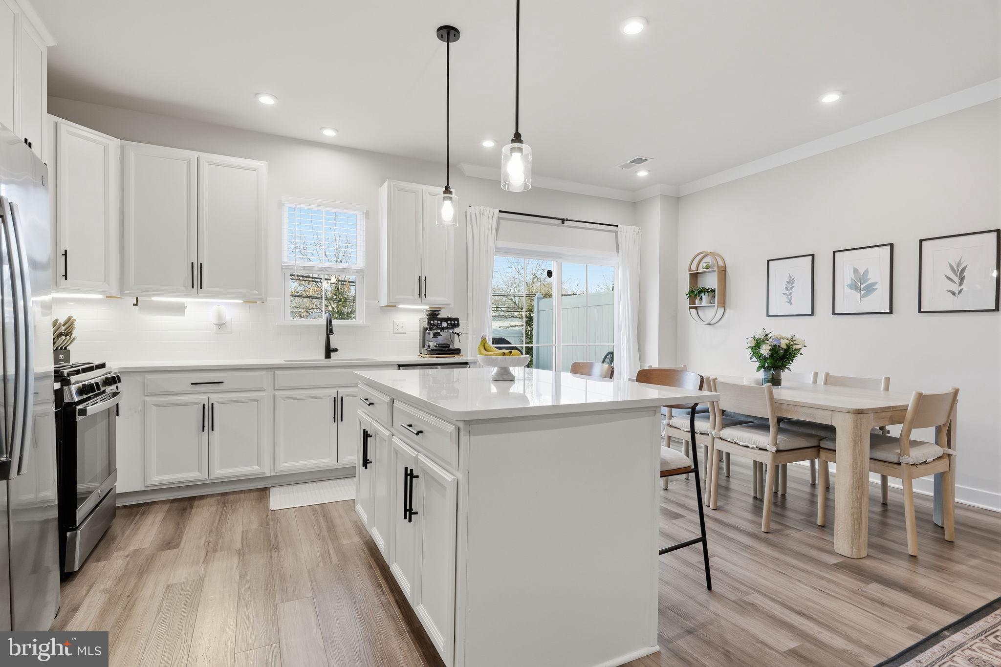 4 Athens Way Cliffwood, NJ 07721 - Photo 12 of 41