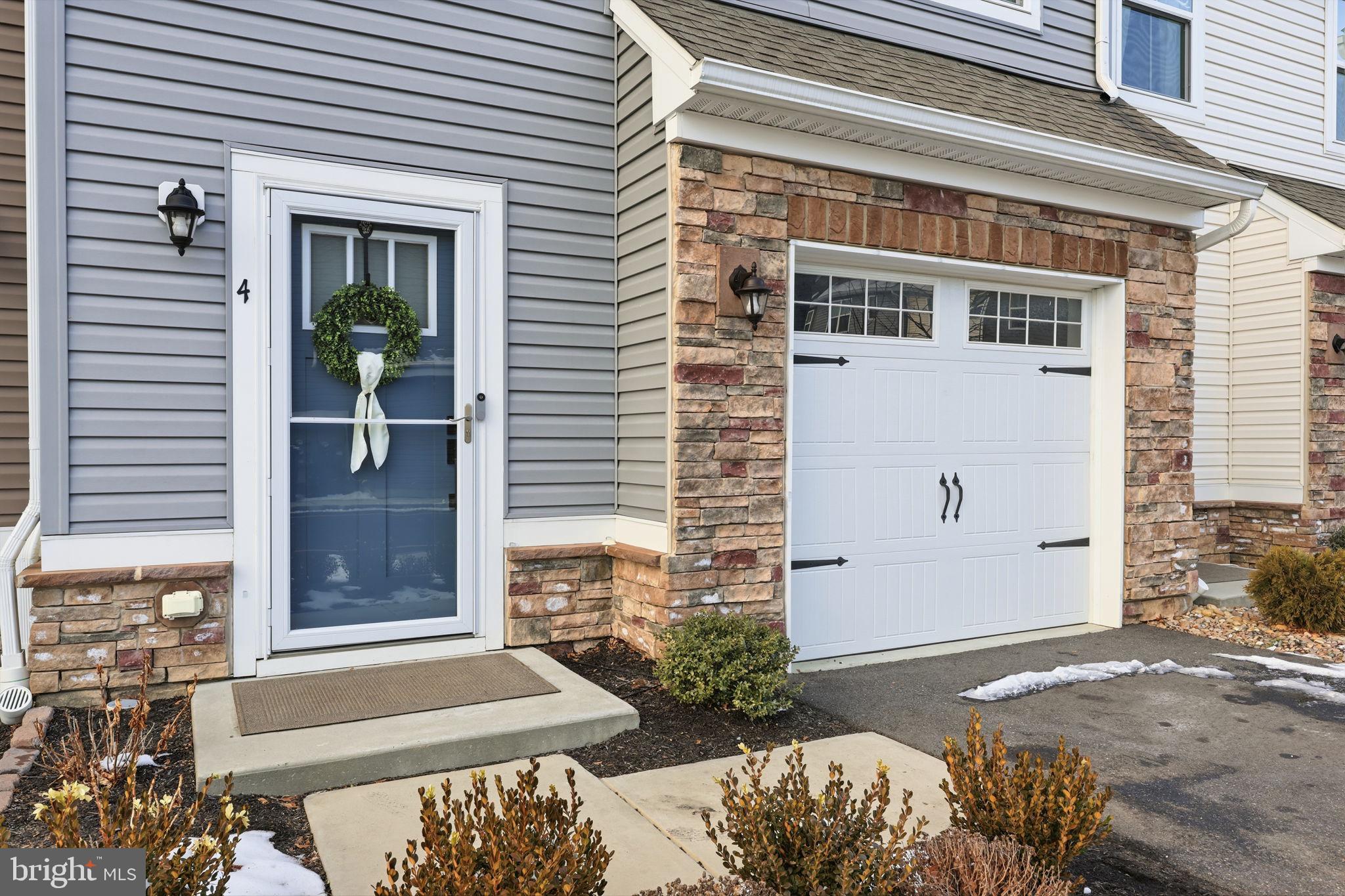 4 Athens Way Cliffwood, NJ 07721 - Photo 3 of 41