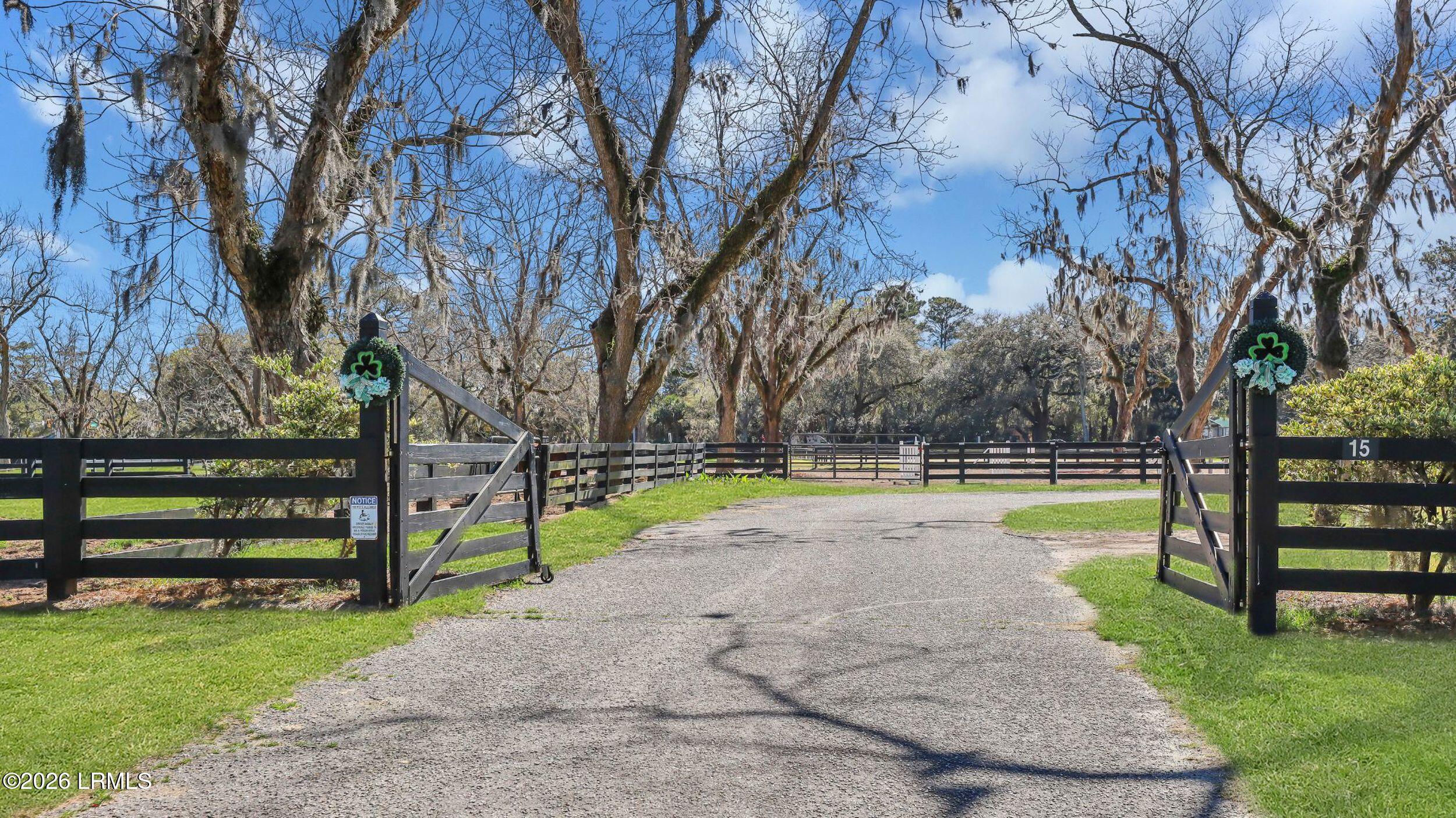 27 Stable Gate Road Hilton Head Island, SC 29926 - Photo 52 of 54 76_moss creek (25)