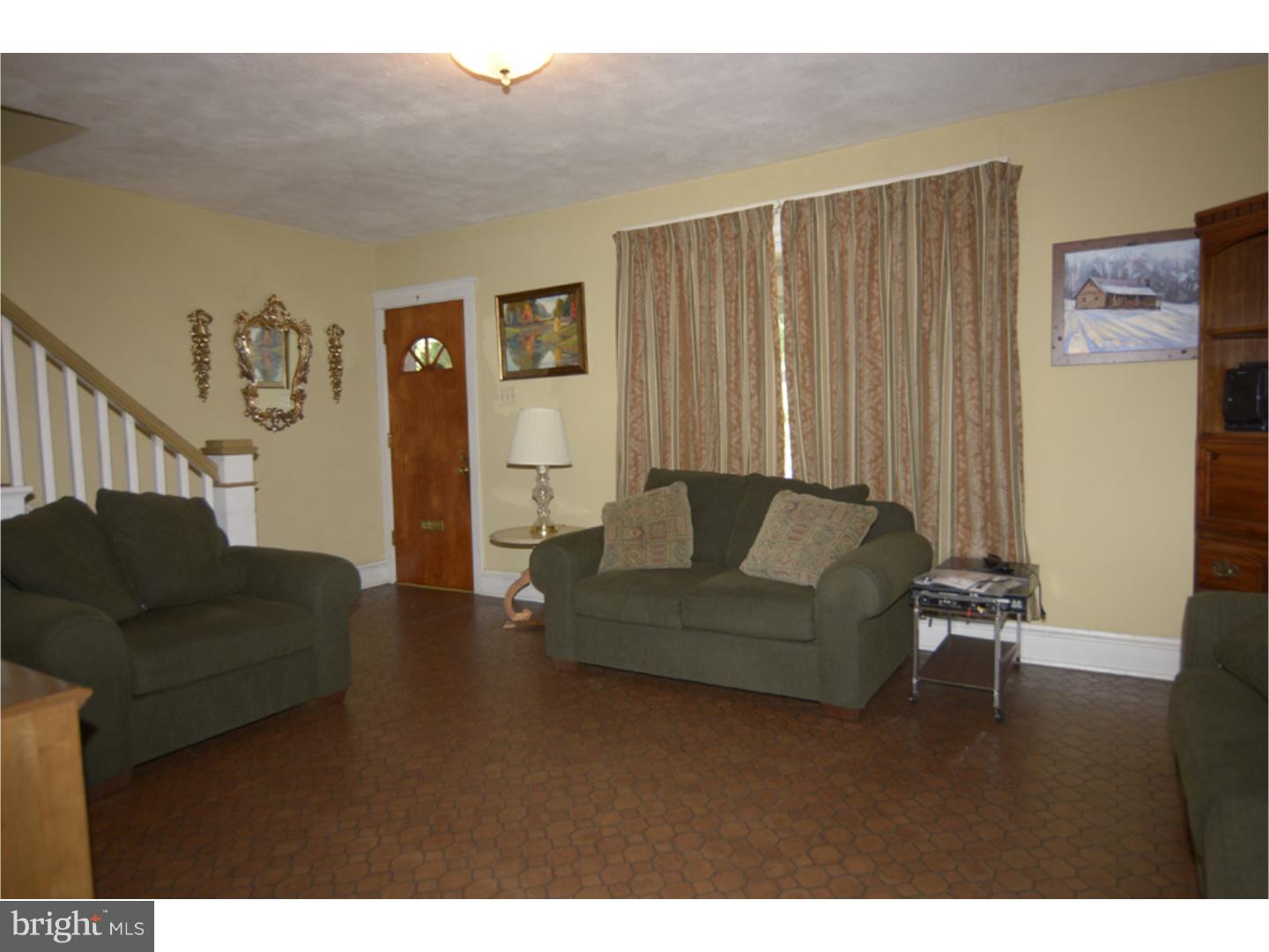 561 Friedensburg Road Reading, PA 19606 - Photo 4 of 19