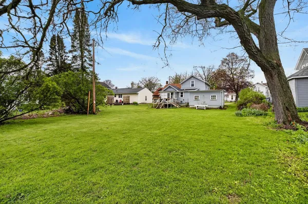 $186,500 | 810 21st Avenue, Monroe, WI 53566