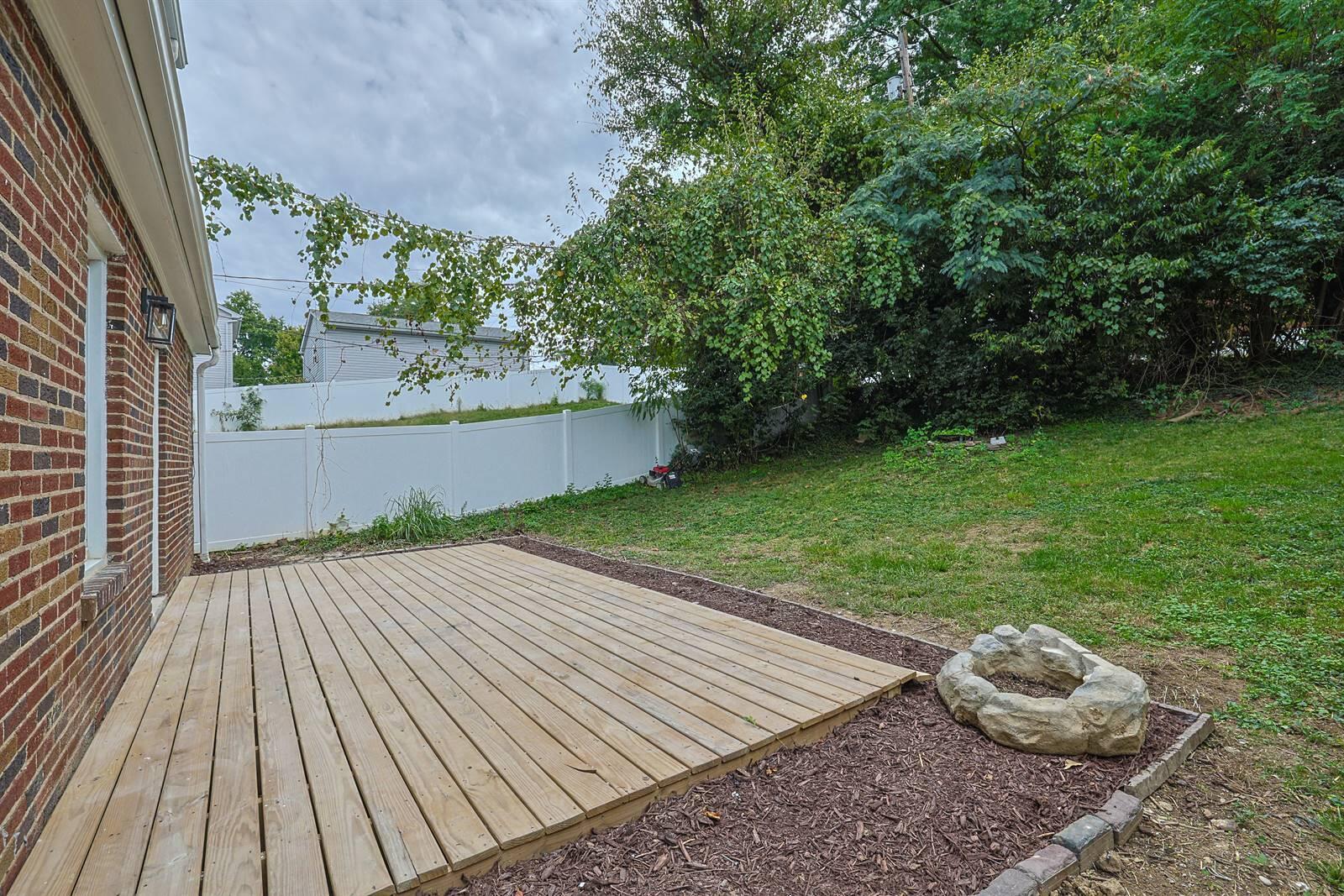 1139 Mt Allen Road Covington, KY 41011 - Photo 30 of 35 030-Deck-2