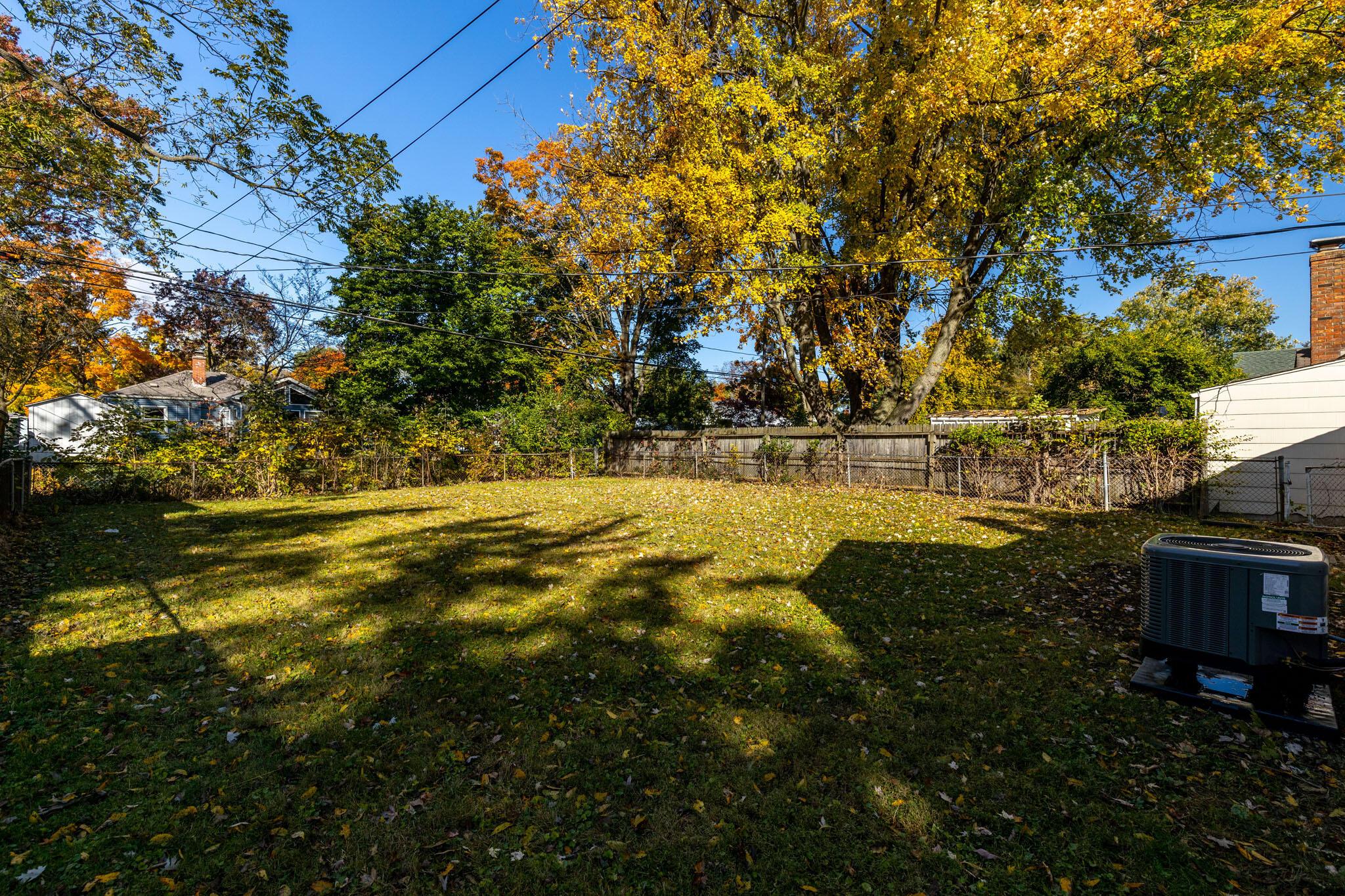 189 North Kellner Road Columbus, OH 43209 - Photo 4 of 17 2022-10-13 189 N Kellner Rd 07