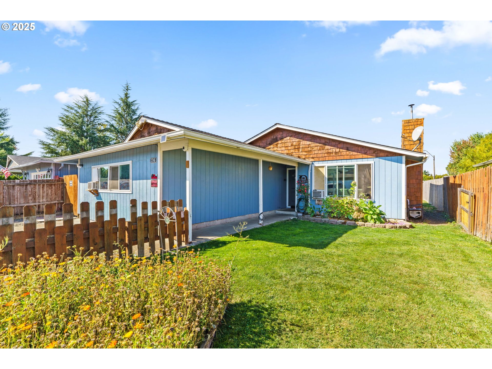 3746 Southeast Tudor Way Albany, OR 97322 - Photo 2 of 32
