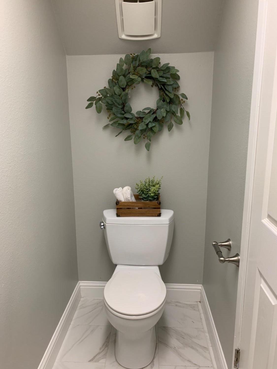 539 West Parlier Avenue, Unit 3 Reedley, CA 93654 - Photo 5 of 22 Gallery Image 5
