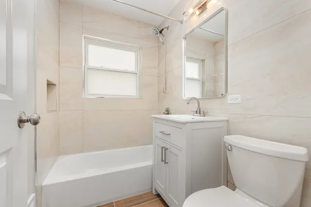 $2,895 | 124 46th Avenue, Bellwood, IL 60104